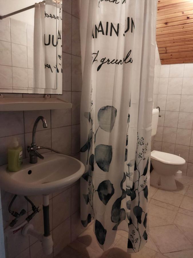 Mecsek Viragai Lak Apartment *